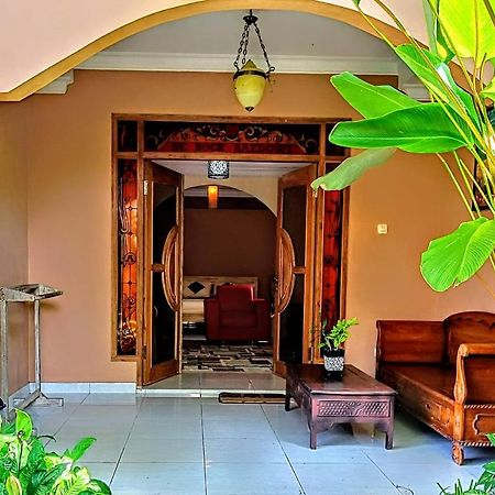 Ada Waktu Homestay Jejeran Extérieur photo